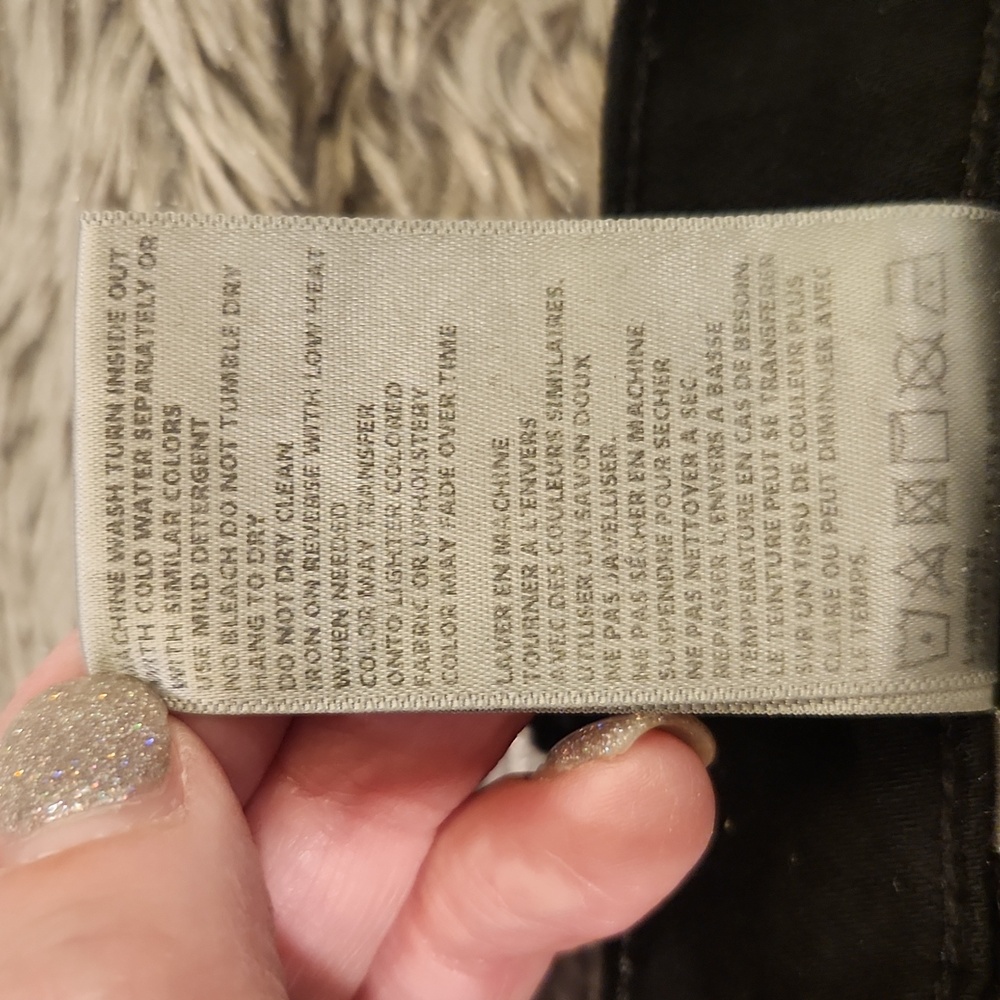 L'AGENCE "Zoe" Black Jean Shorts With Frayed Hem Size 26, New W/O Tags! - Picture 6 of 11